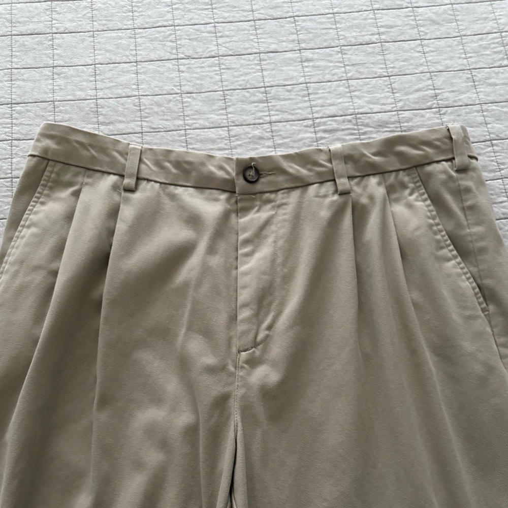 Croft & Barrow Men's Khaki Chinos
